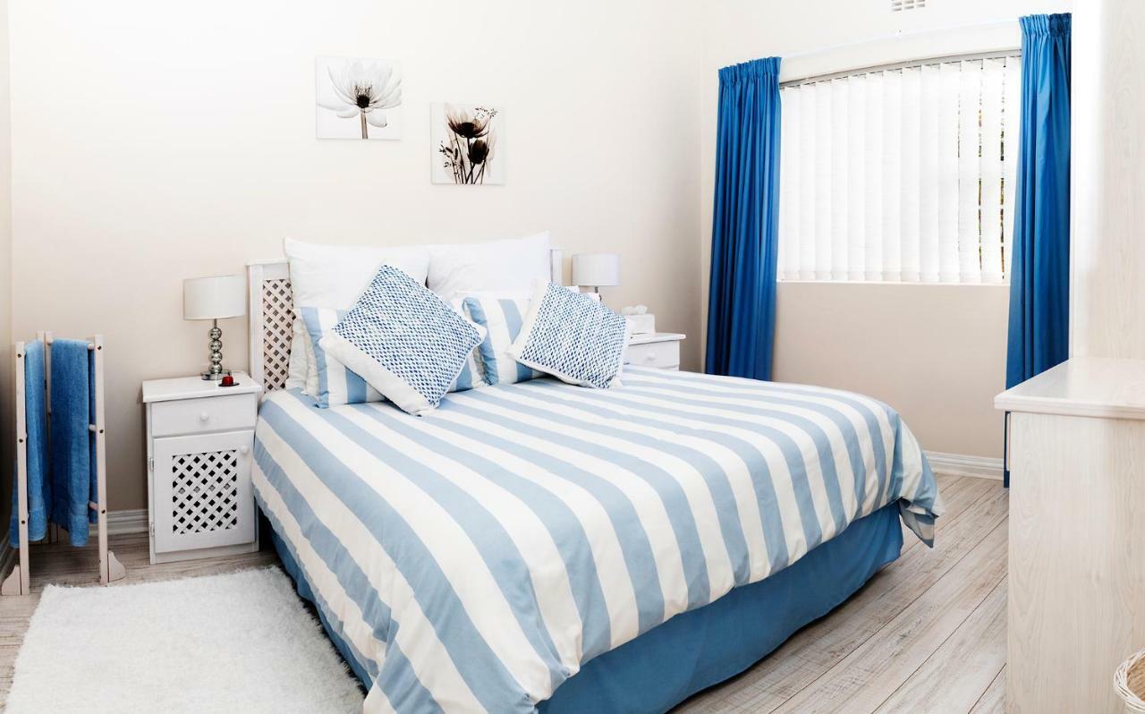 Settle Inn Self Catering Accommodation Colchester Esterno foto